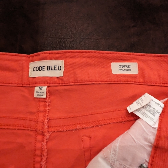 Code Blue Shorts - Picture 3 of 3